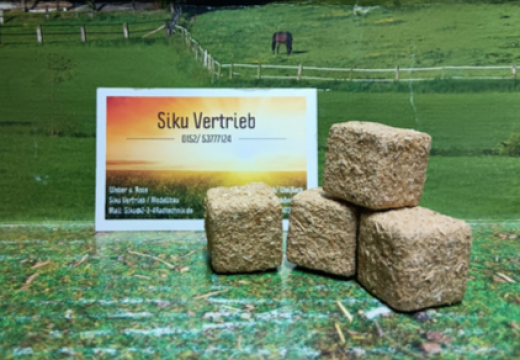 4 Strohballen klein, ca.:1:50, neu in OVP,Zubehör,Modellbau, ca:2x2cm