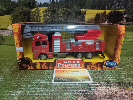 Spielauto Feuerwehr-LKW mit Drehleiter rot/grau 21cm Metall Kartonetui