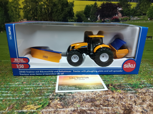 2940 - Traktor mit Räumschild und Streuer,1:50,neu in OVP