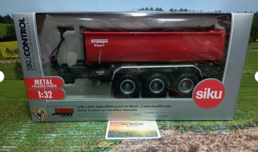 6786 - 3-Achs-Hakenliftfahrgestell mit Mulde,1:32,neu in OVP