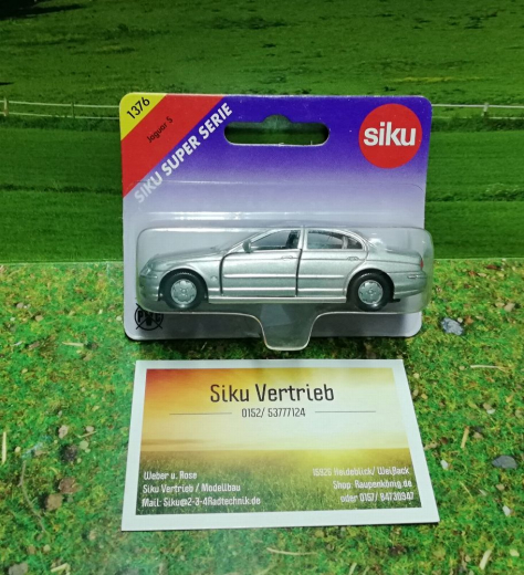 1376 - Jaguar S in silber,neuwertig,ungeöffnet,alte super Serie