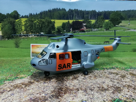 2527-Transporthubschrauber