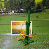 2468 - Holzspalter,1:32,neu in OVP,inkl.Baumstämme