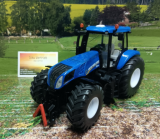 3273 - New Holland T8.390,1:32,neu in OVP