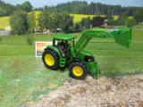 3652 - John Deere mit Frontlader