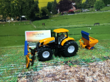 2940 - Traktor mit Räumschild und Streuer,1:50,neu in OVP