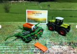 1826 - Traktor mit Sämaschine,neu in OVP,1:87