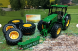 6735 - John Deere 7290R mit Doppelreifen / Bluetooth App-Steuerung,1:32,neu in OVP,RC