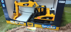 2445-Mobilbagger Cat.1:16,neu in OVP