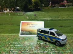 1553- VW T5 Autobahnpolizei, Neuheit 1/2025, Siku Blister, neu in OVP