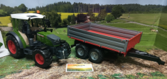 Bruder Fendt Vario 211 mit Frontlader und Bordwandanhänger,1:16,neu in OVP