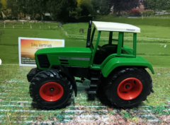 2961 - Fendt Farmer Favorit 926,geb. guter Zustand,1:32