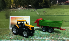 1133-JCB mit Strautmann Universalstreuer,Siku Blister ,Neuheit 2/2026