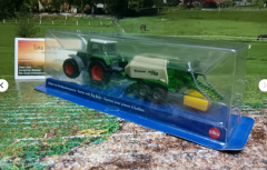 1628- Fendt Favorit 926 Vario mit Presse,neu in Geschenk-OVP, neu