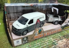 Kids Globe VW Transporter mit Minibagger weiß,Spielset,metall/kunstst.neu in OVP