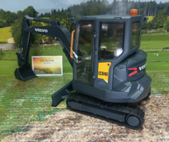Bruder Volvo Kompaktbagger ECR40 ,1:16,neu in OVP, Baustelle, Bauernhof