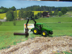 1974 - John Deere Forsttraktor,1:50,neu in OVP