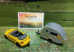 1629 - PKW mit Wohnanhänger