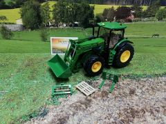 6792 - John Deere 7310R mit Frontlader / Bluetooth App-Steuerung