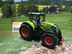 6882 - Claas Axion 850 - Set mit Fernsteuerung,1:32,neu in OVP