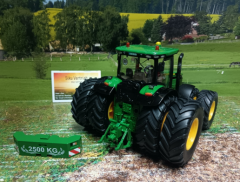 6736 - John Deere 7290R mit Doppelreifen / Fernsteuermodul und Bluetooth App-Steuerung