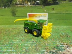 1794 - John Deere 8500l, 1:87, neu in OVP,Maishäcksler;Bauernhof