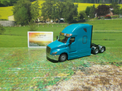 2717 - Freightliner Cascadia